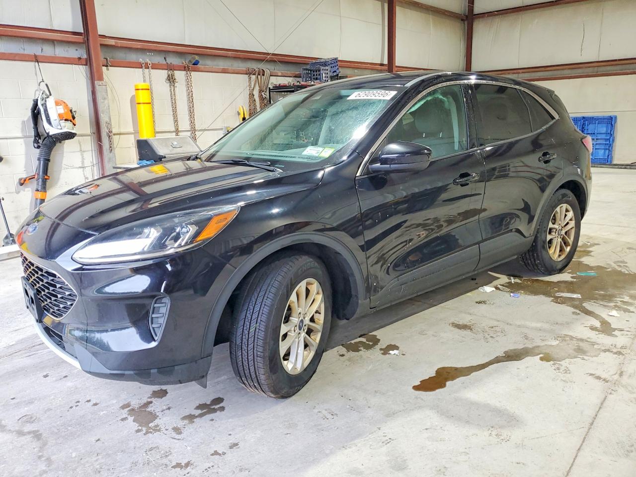 2021 FORD ESCAPE SE