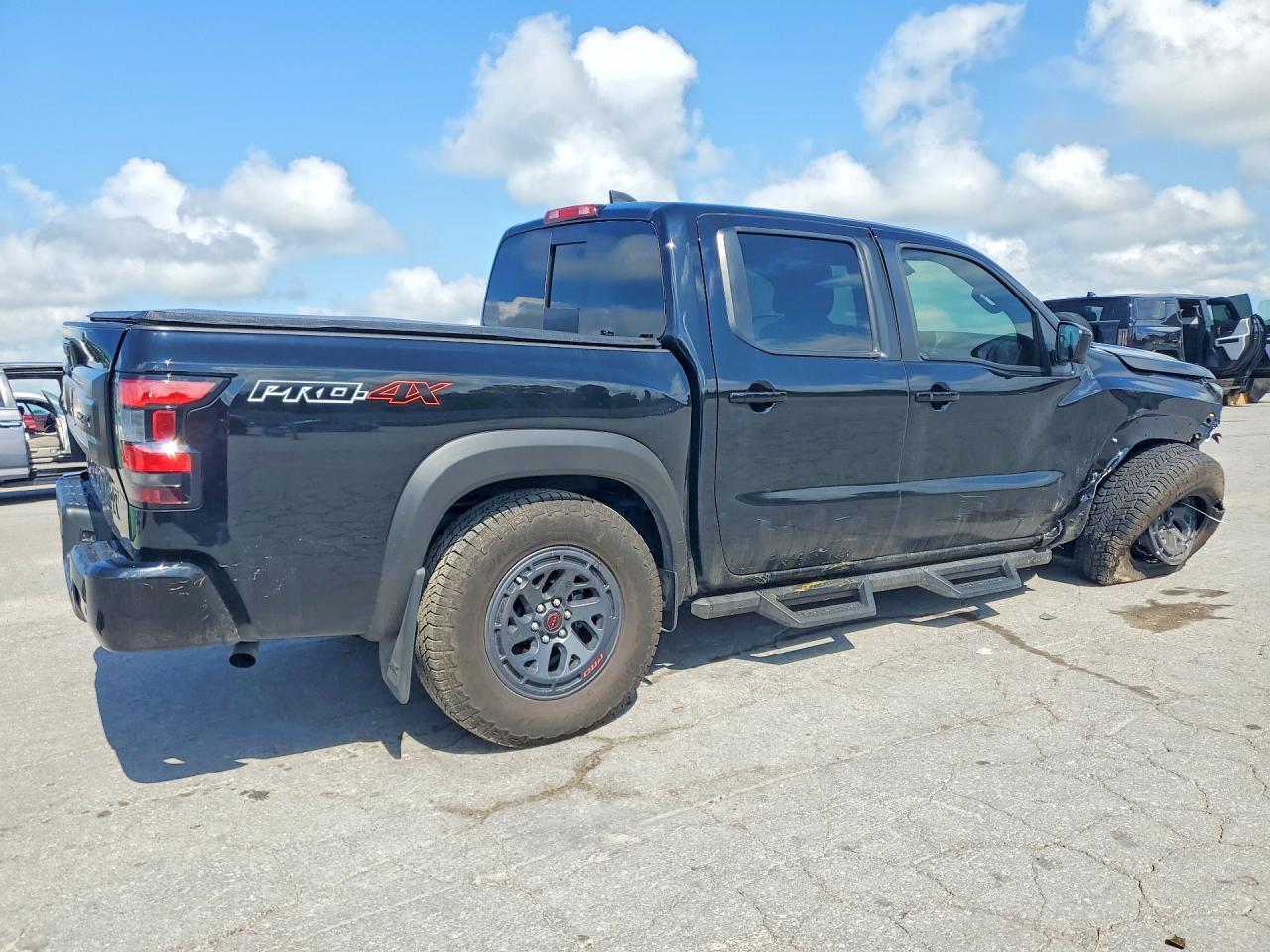 2026 NISSAN FRONTIER PRO-4X — снимка 3