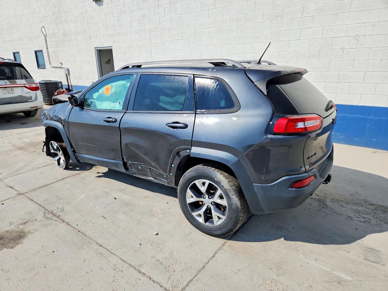 2015 JEEP CHEROKEE TRAILHAWK — снимка 2