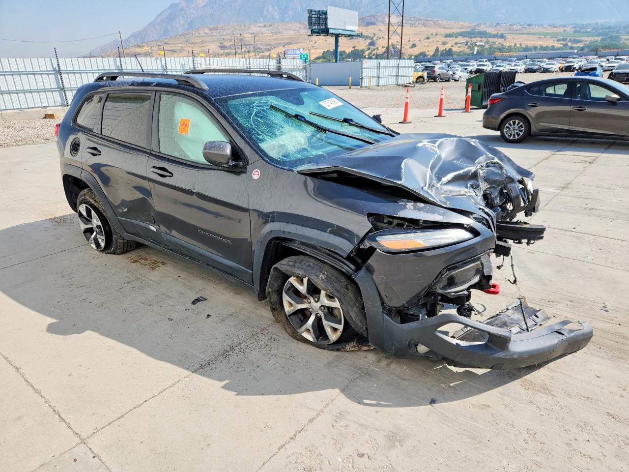 2015 JEEP CHEROKEE TRAILHAWK — снимка 4