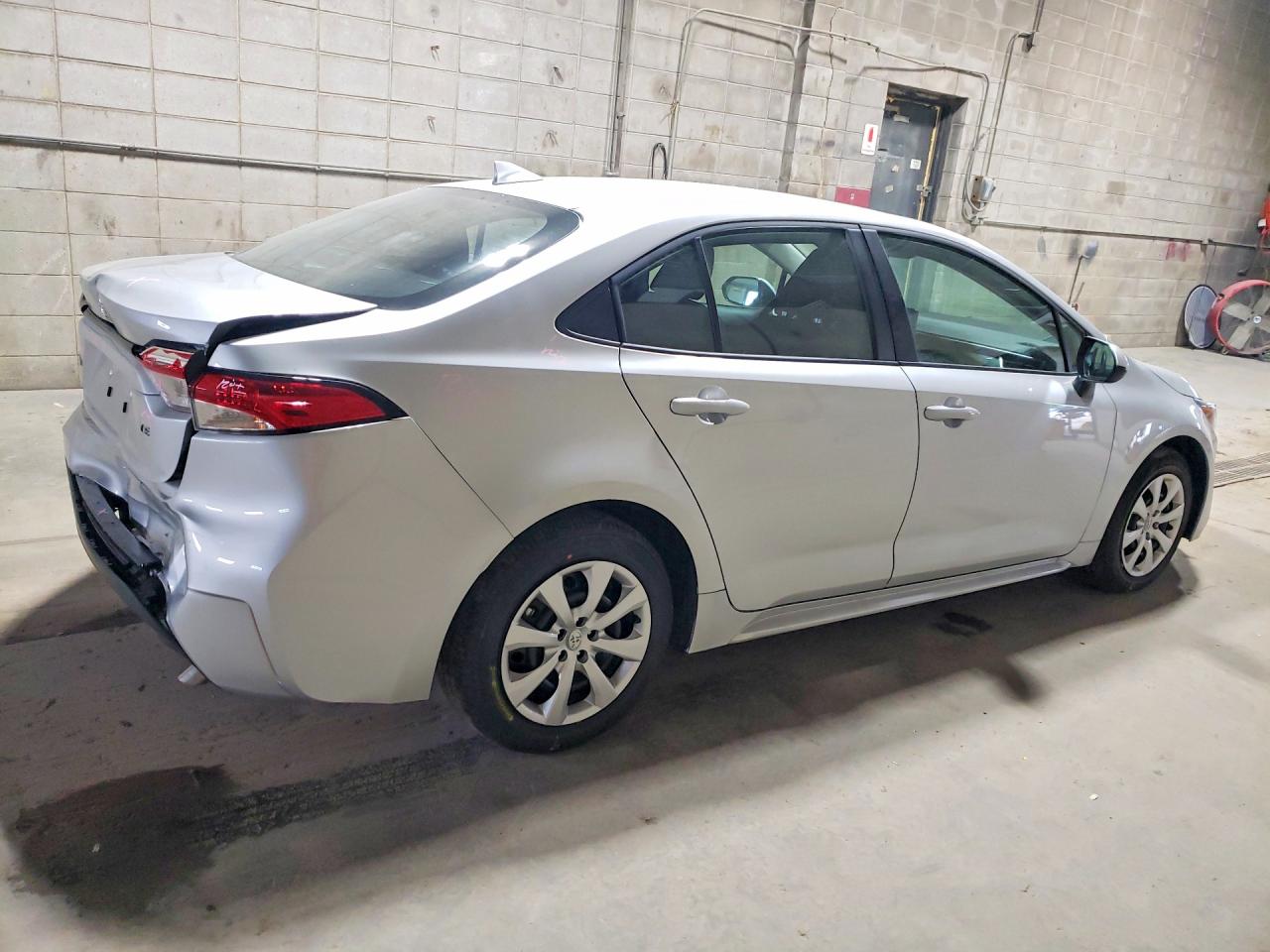 2026 TOYOTA COROLLA LE — снимка 3