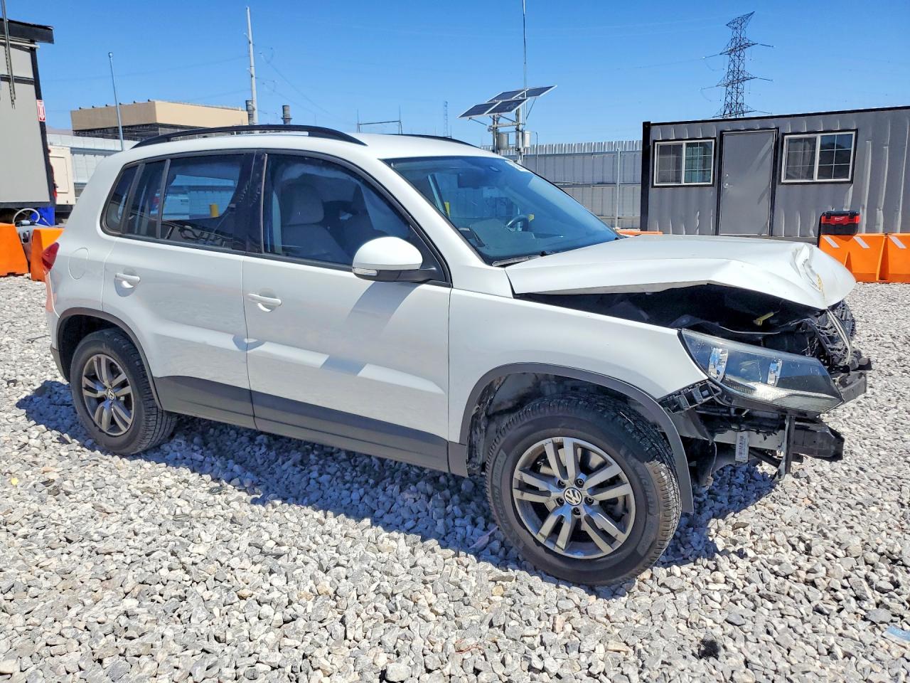 2017 VOLKSWAGEN TIGUAN S — снимка 4