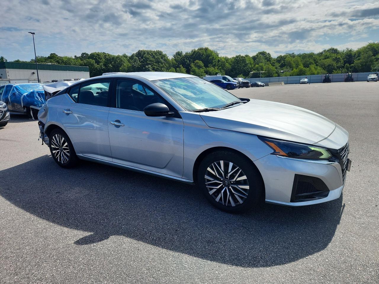 2025 NISSAN ALTIMA SV — снимка 4