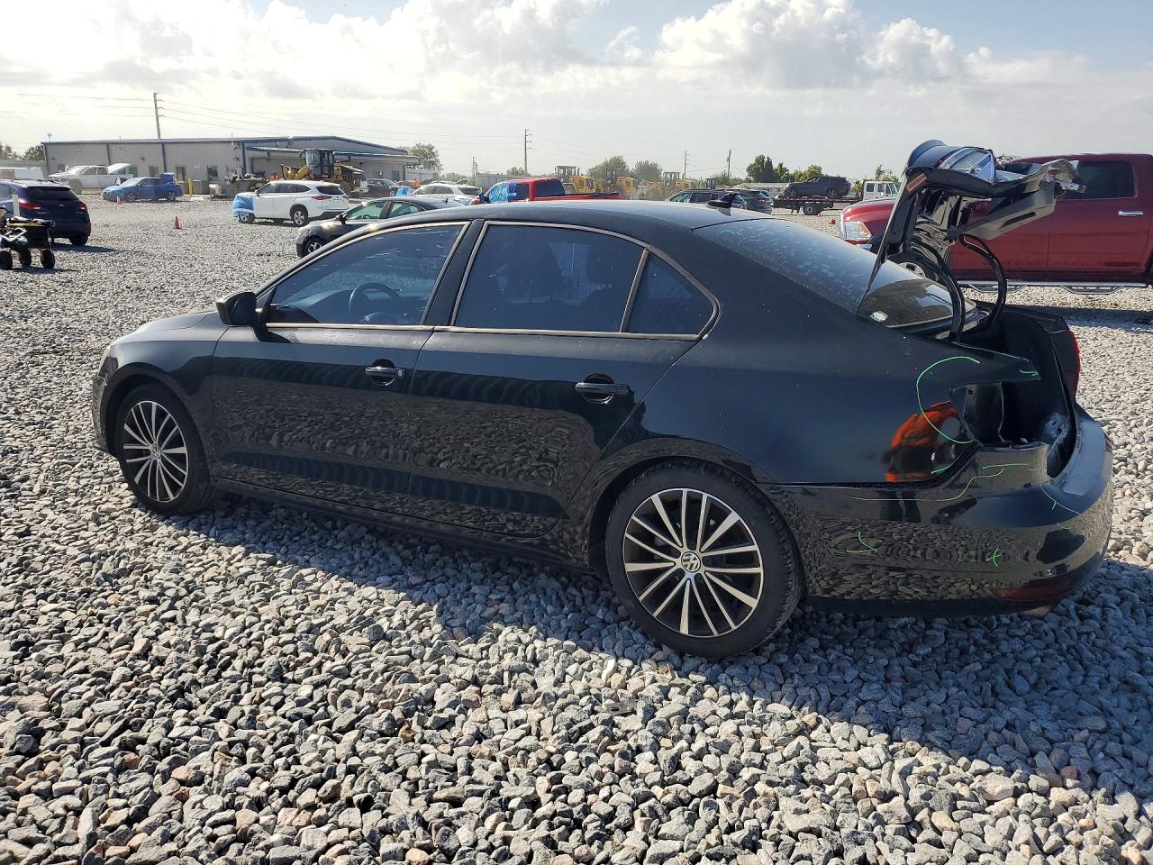 2015 VOLKSWAGEN JETTA SE — снимка 2