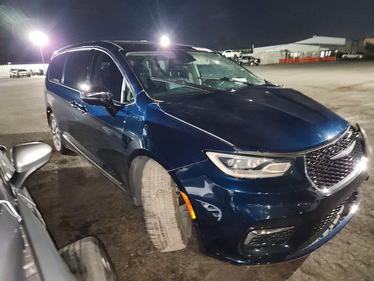 2023 CHRYSLER PACIFICA HYBRID LIMITED — снимка 4