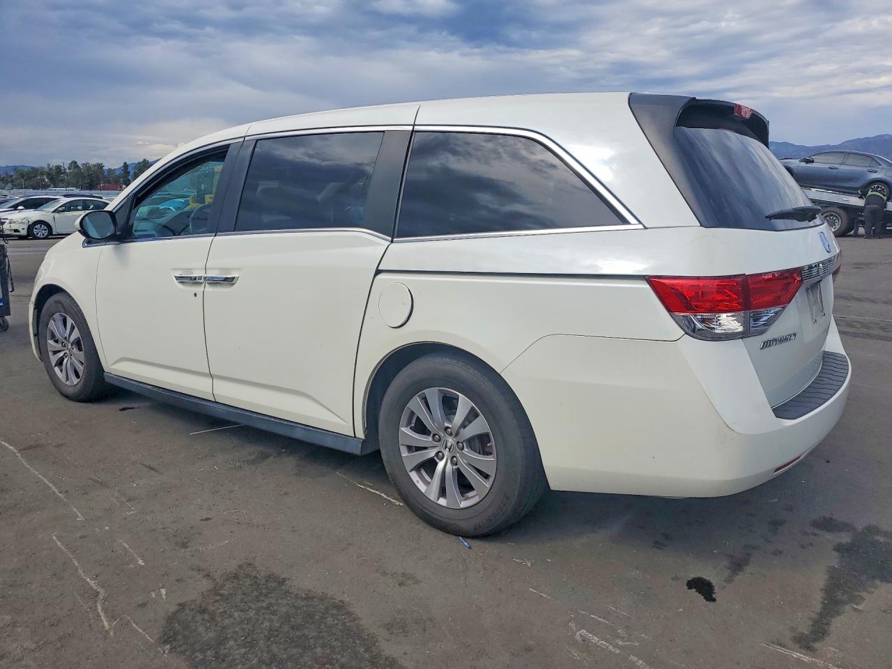 2017 HONDA ODYSSEY EXL — снимка 2