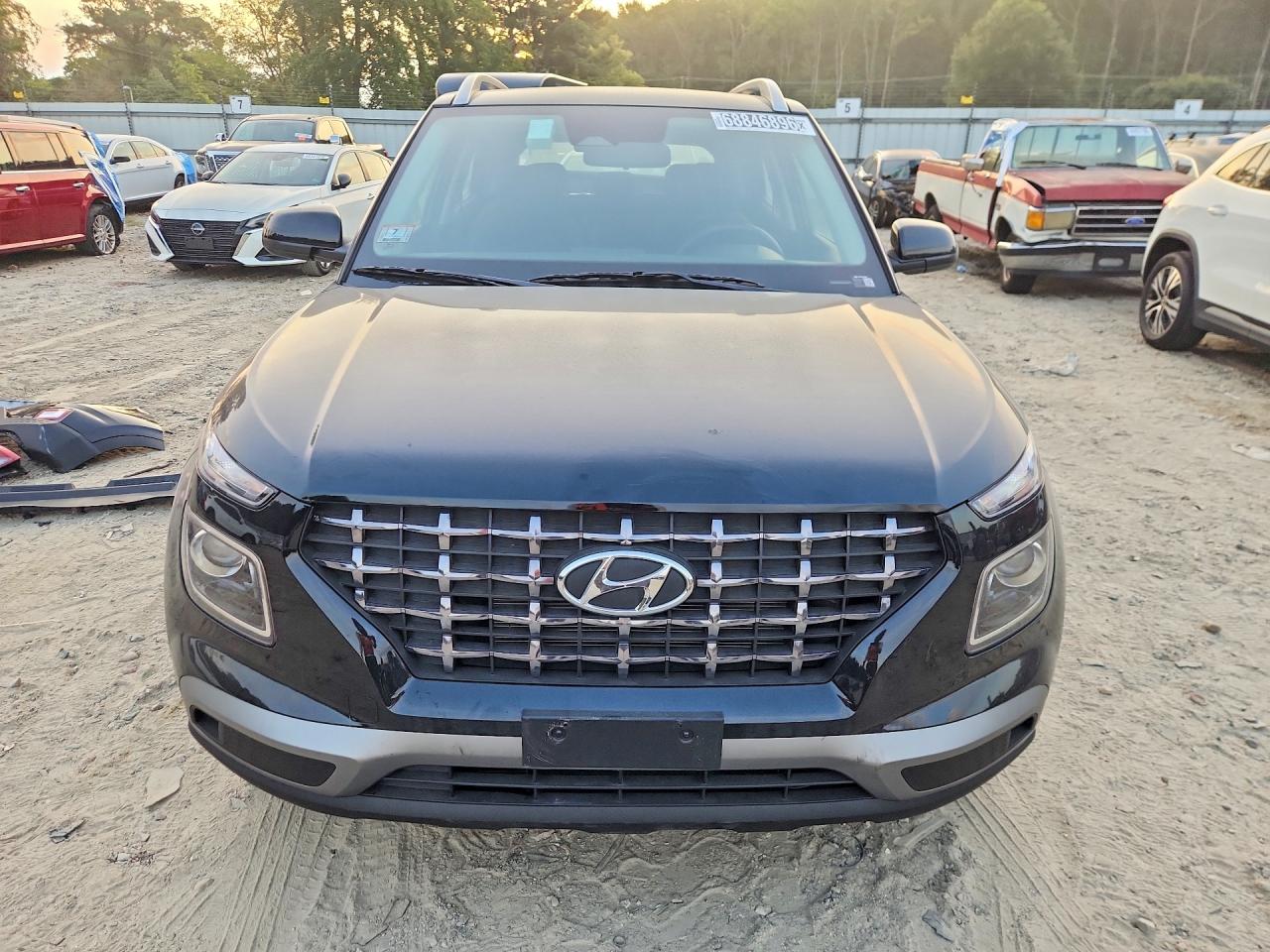 2026 HYUNDAI VENUE SEL — photo 5