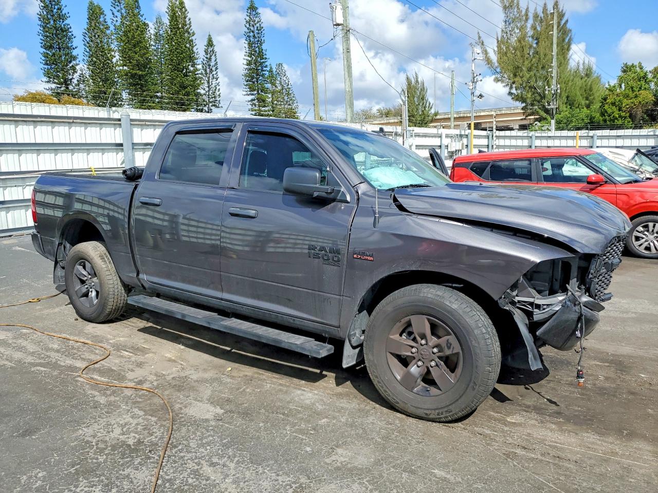 2023 RAM 1500 CLASSIC TRADESMAN — снимка 4