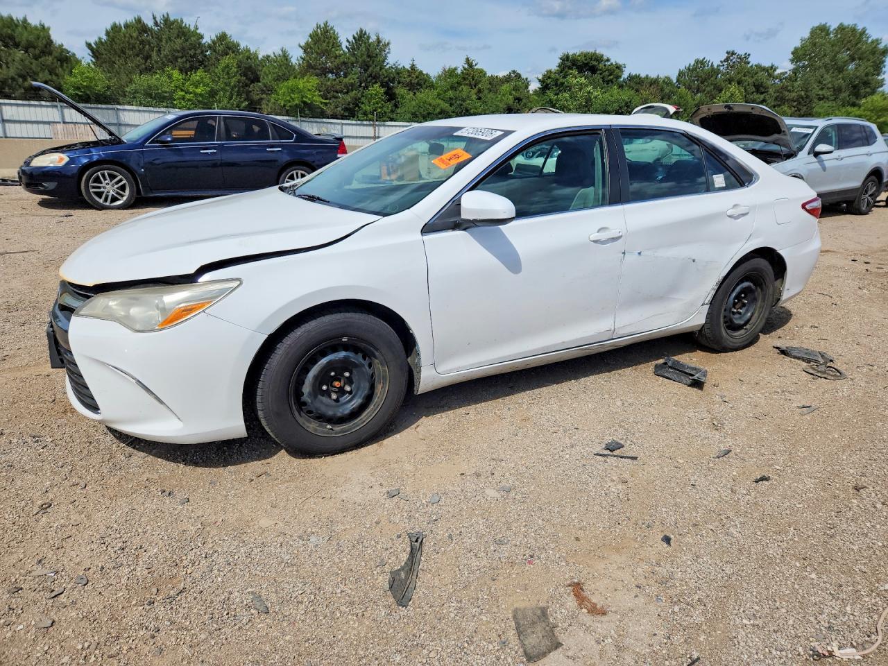2015 TOYOTA CAMRY HYBRID LE