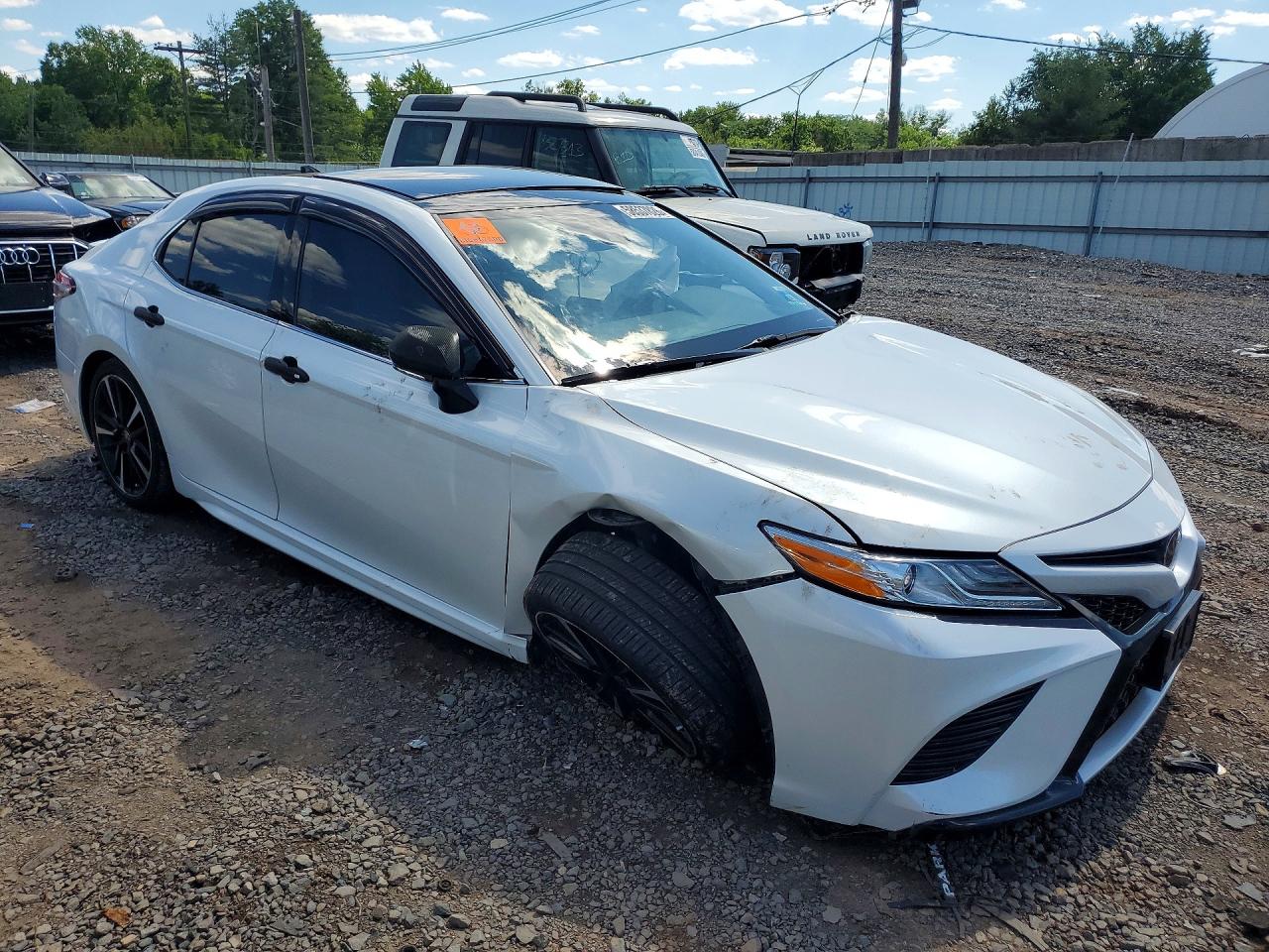 2020 TOYOTA CAMRY XSE — снимка 4