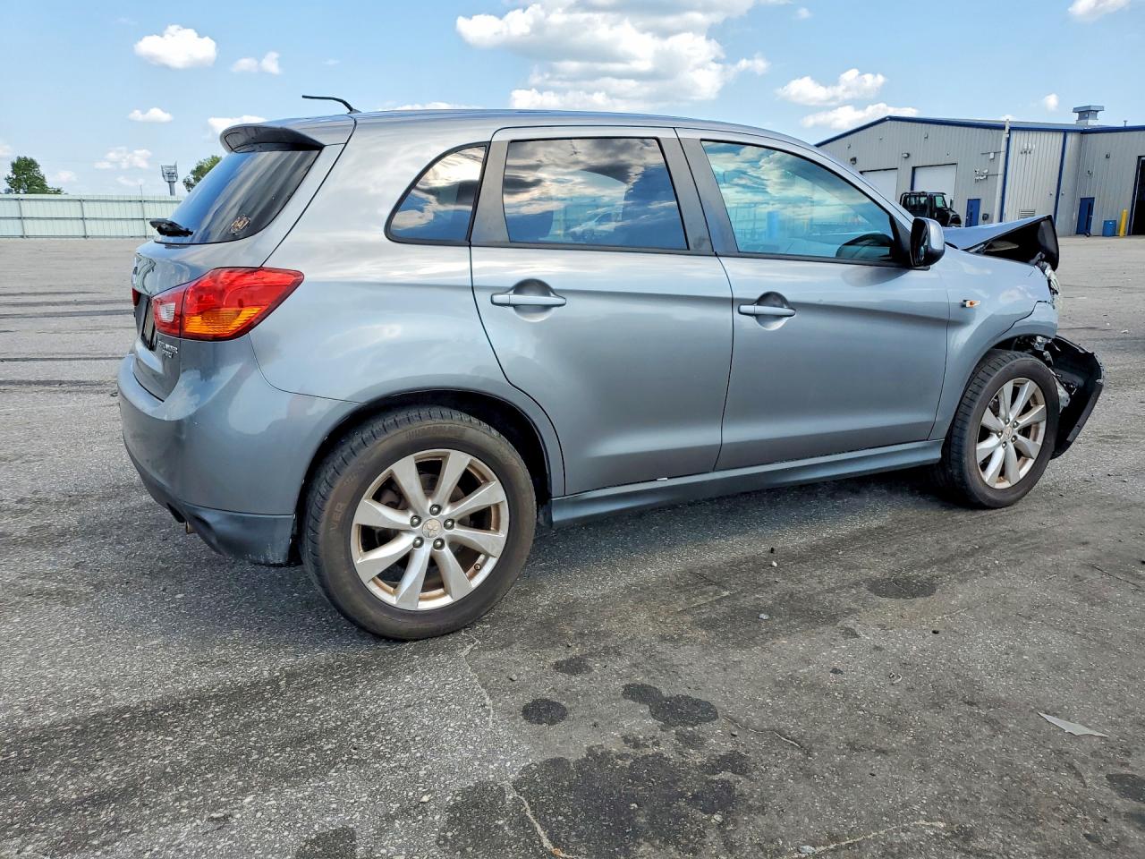 2015 MITSUBISHI OUTLANDER SPORT ES — снимка 3