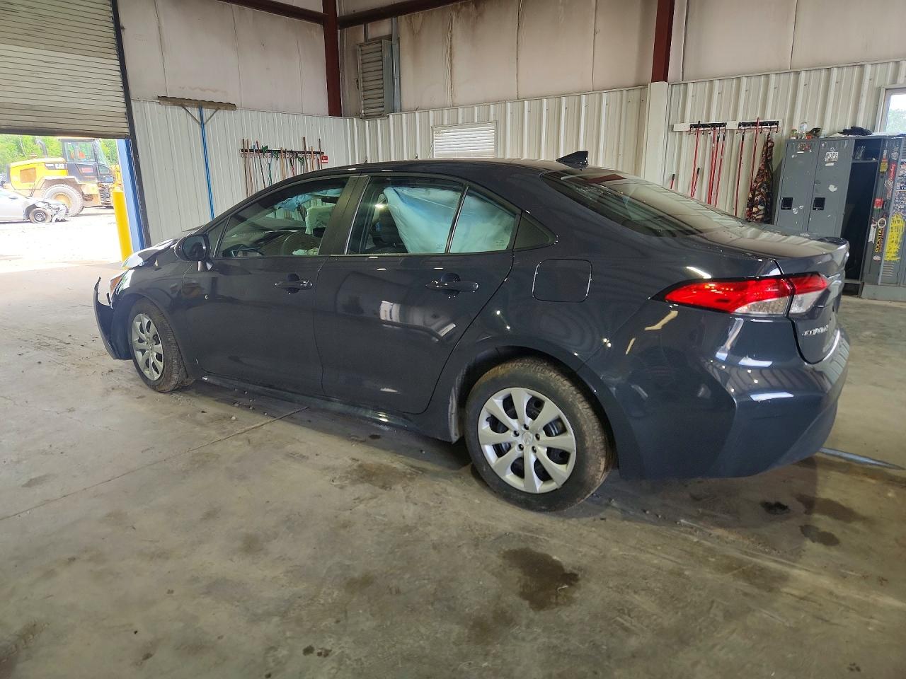 2026 TOYOTA COROLLA LE — снимка 2