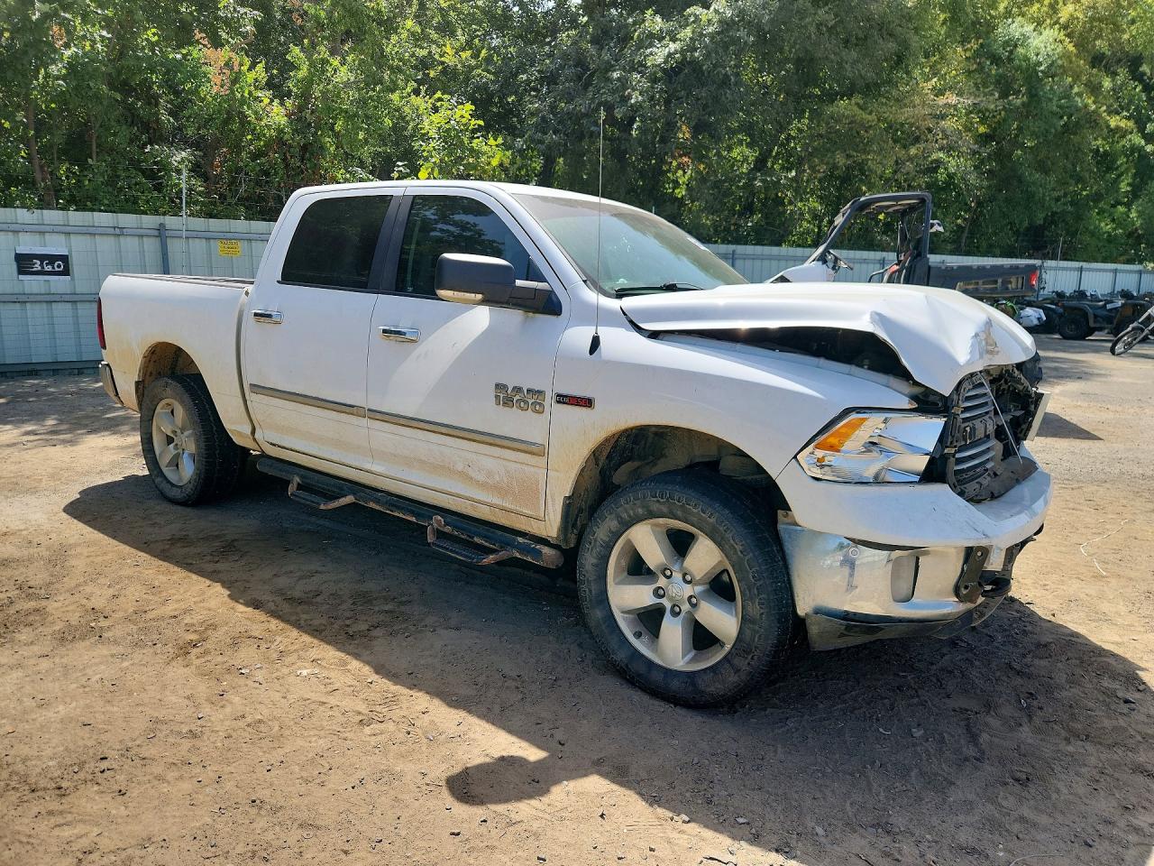 2016 RAM 1500 SLT — снимка 4