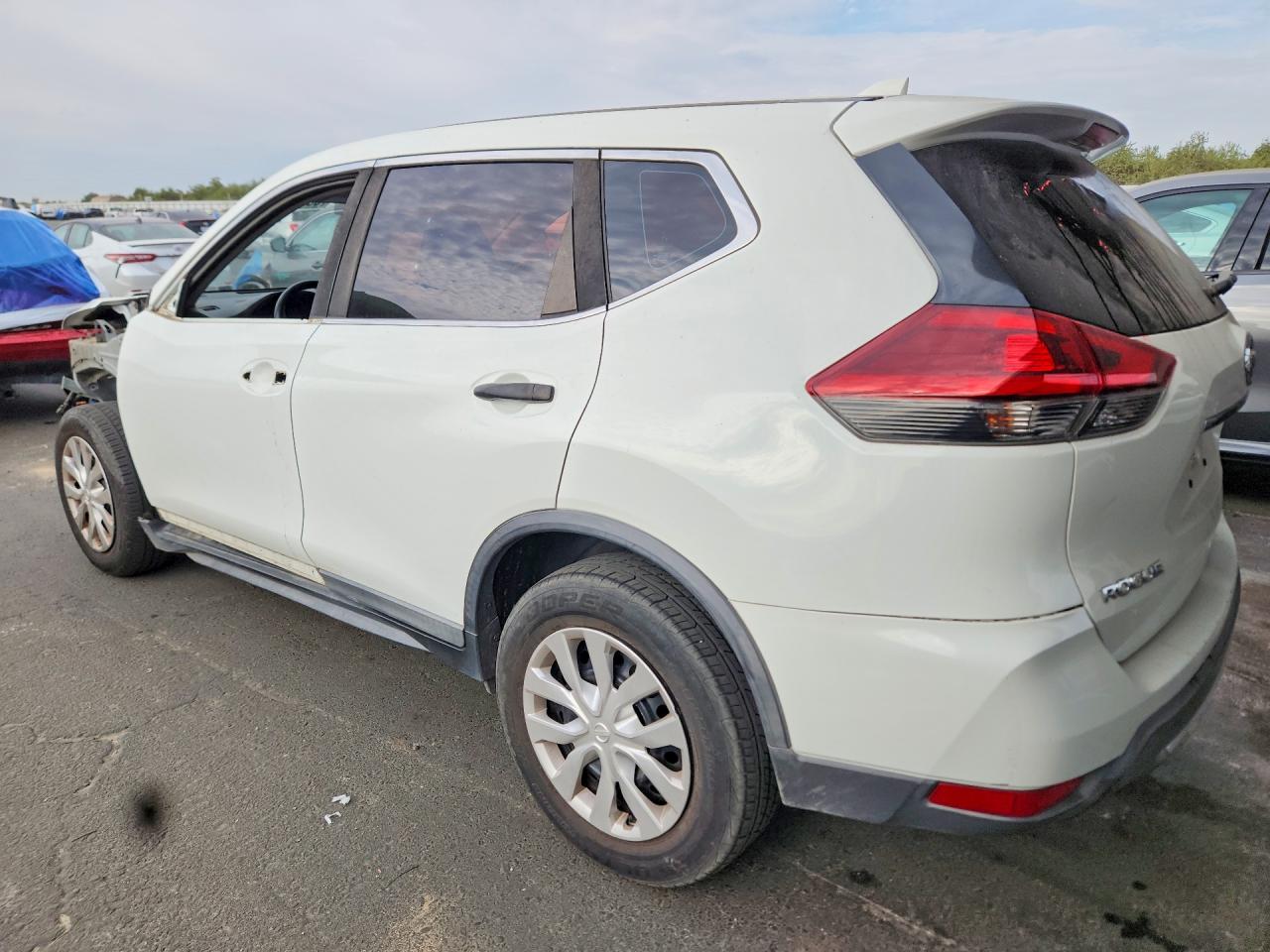 2018 NISSAN ROGUE S — снимка 2