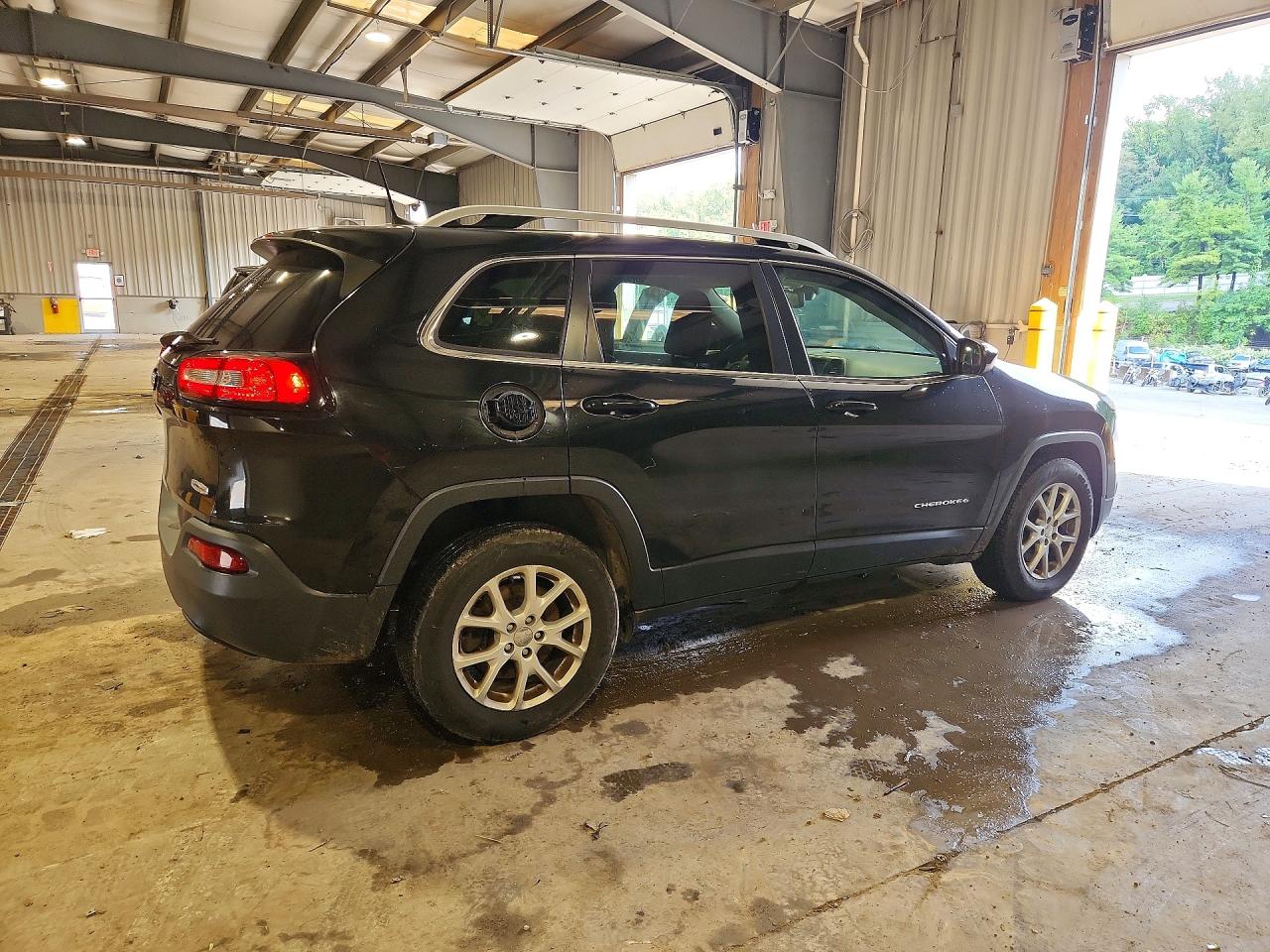 2017 JEEP CHEROKEE LATITUDE — снимка 3