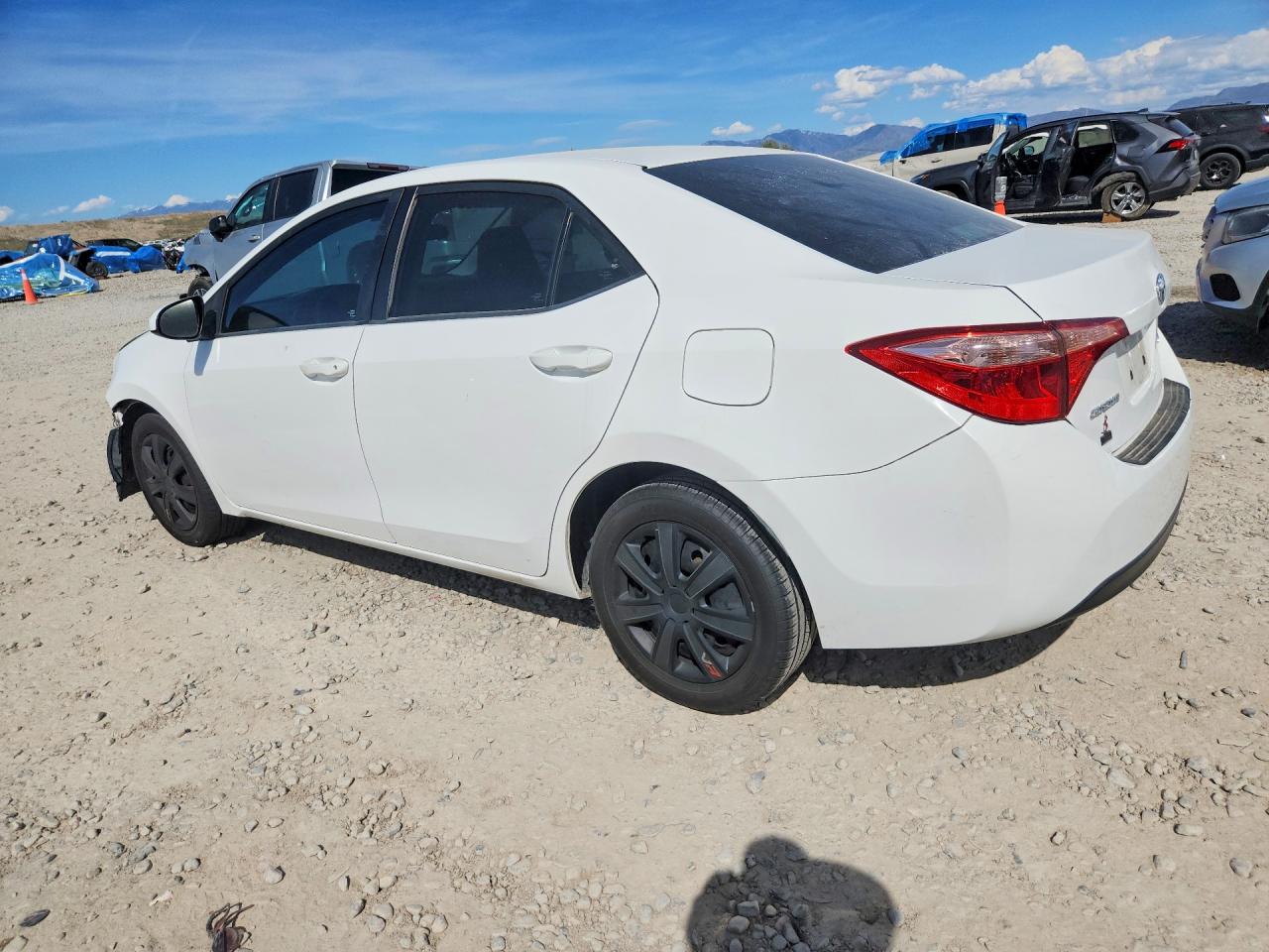 2017 TOYOTA COROLLA L — снимка 2