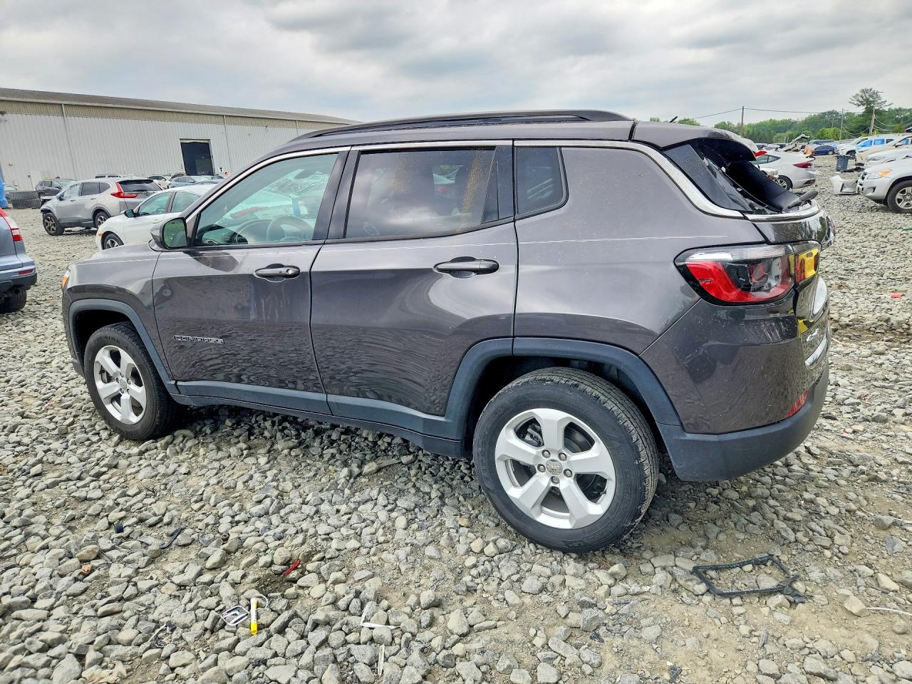 2021 JEEP COMPASS LATITUDE — снимка 2
