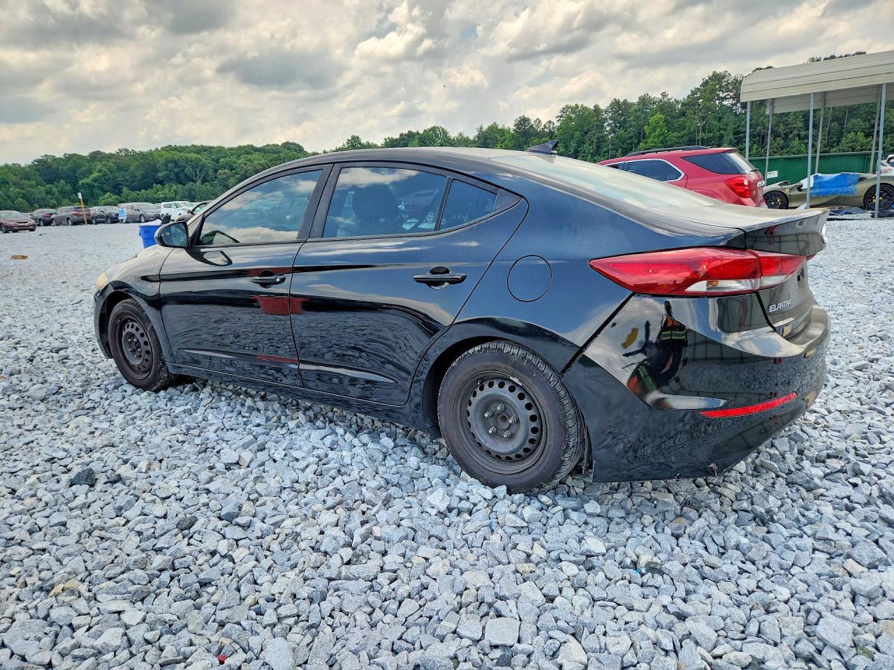 2017 HYUNDAI ELANTRA SE — снимка 2