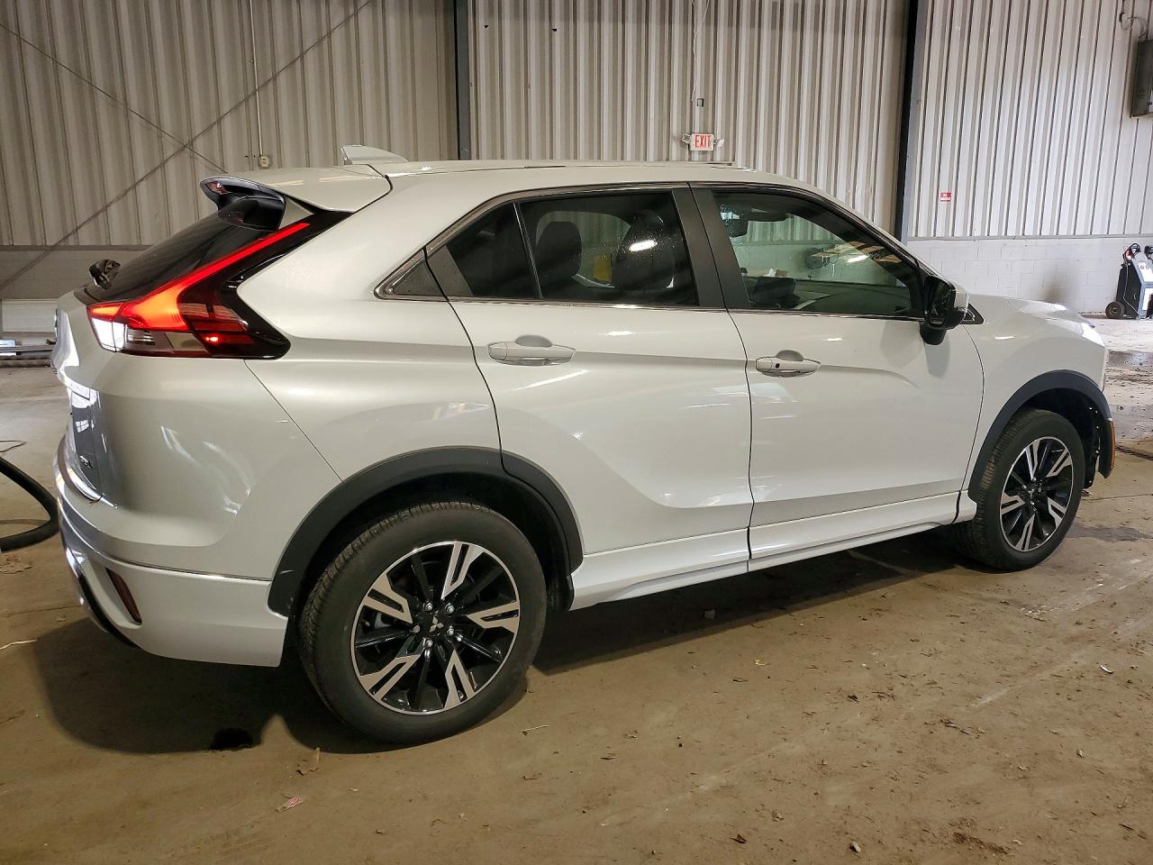 2024 MITSUBISHI ECLIPSE CROSS SE — снимка 3