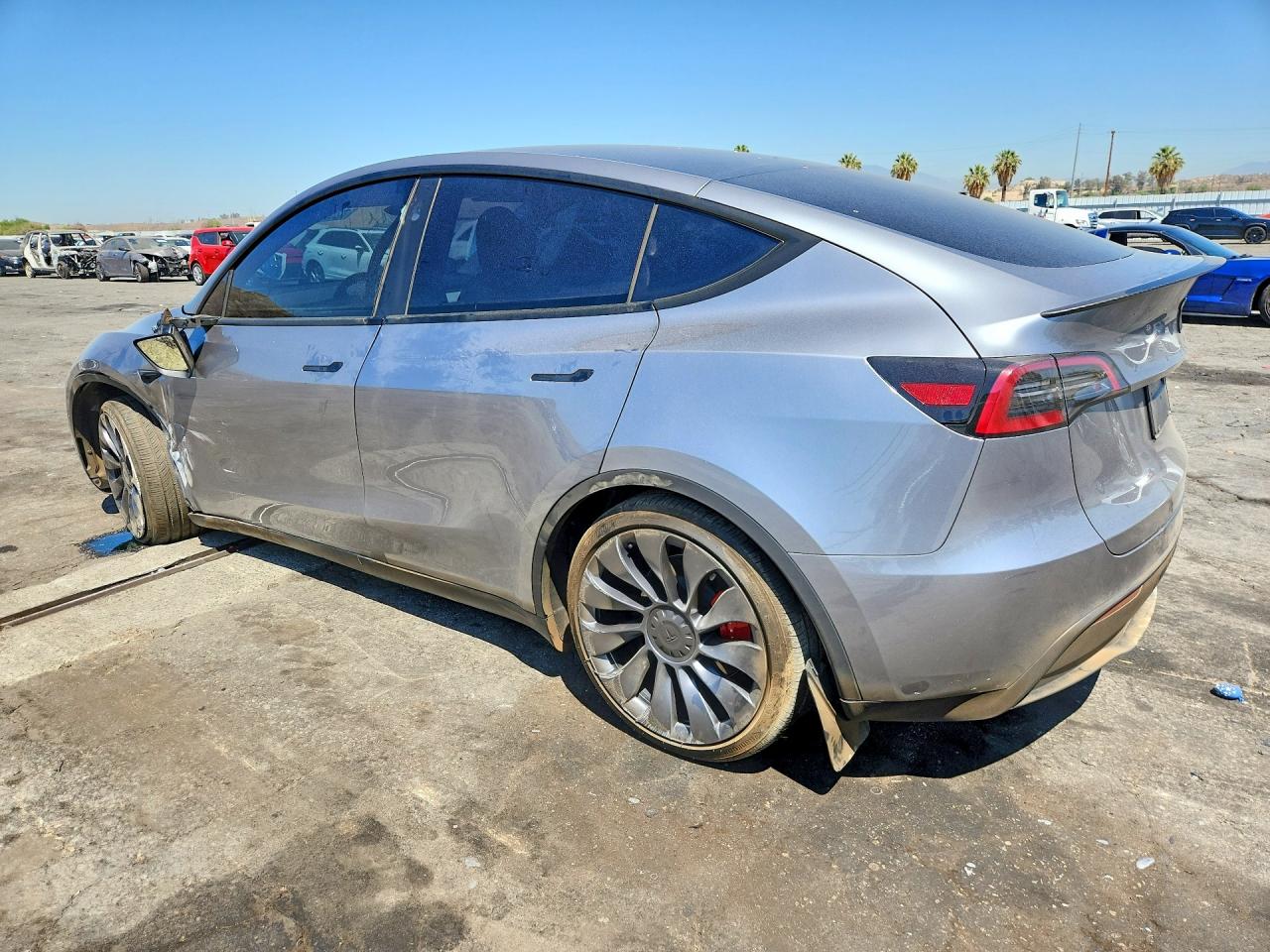 2024 TESLA MODEL Y — снимка 2