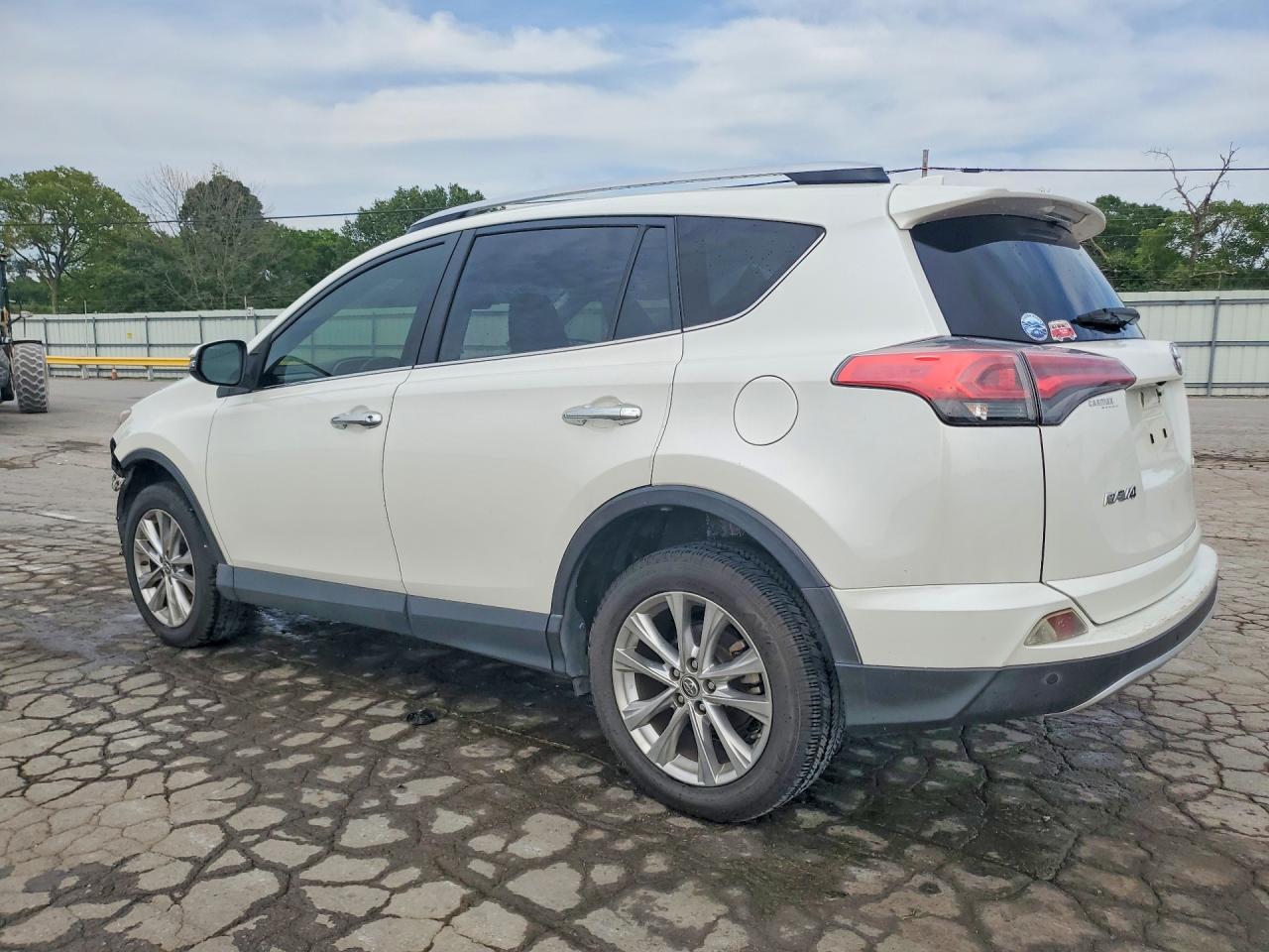 2016 TOYOTA RAV4 LIMITED — снимка 2