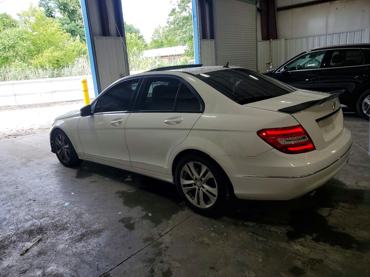 2013 MERCEDES-BENZ C 300 4MATIC — снимка 2