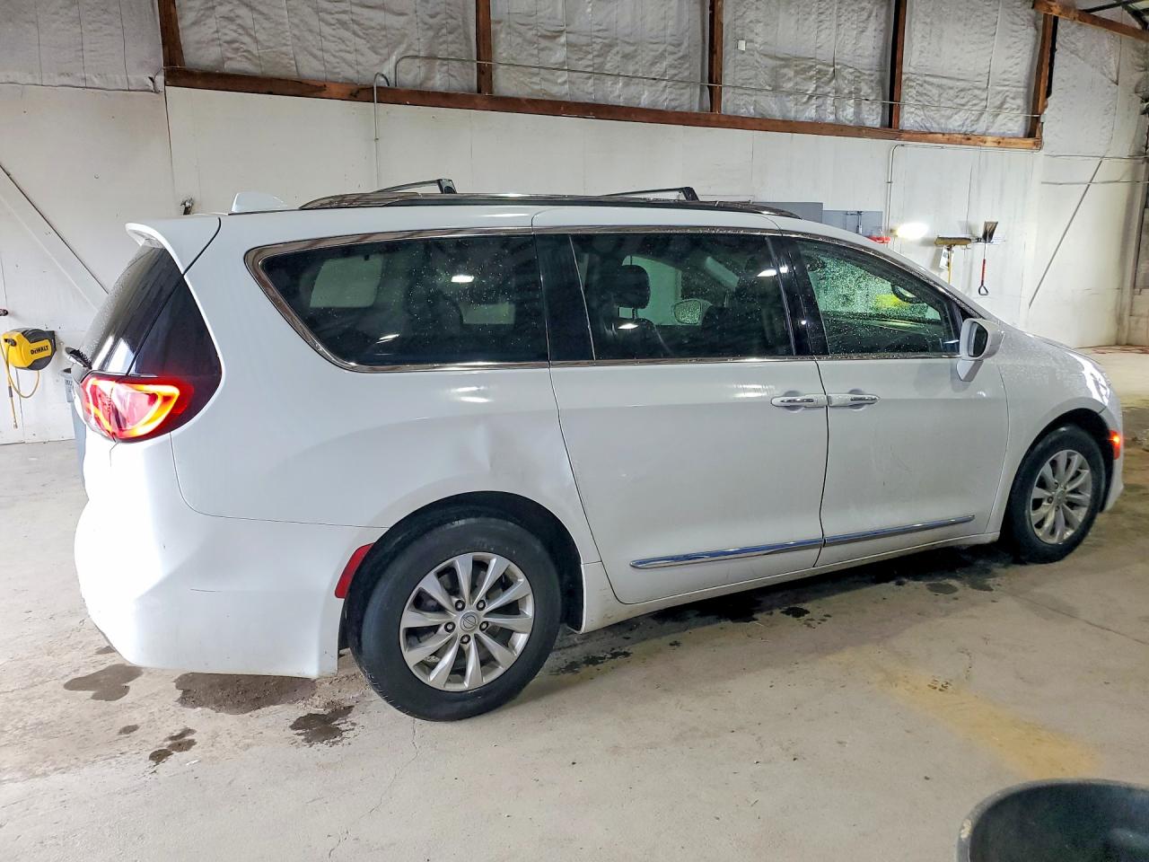2019 CHRYSLER PACIFICA TOURING L — снимка 3