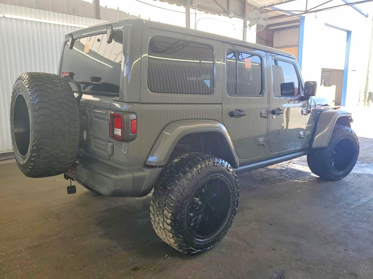 2020 JEEP WRANGLER UNLIMITED SAHARA — снимка 3