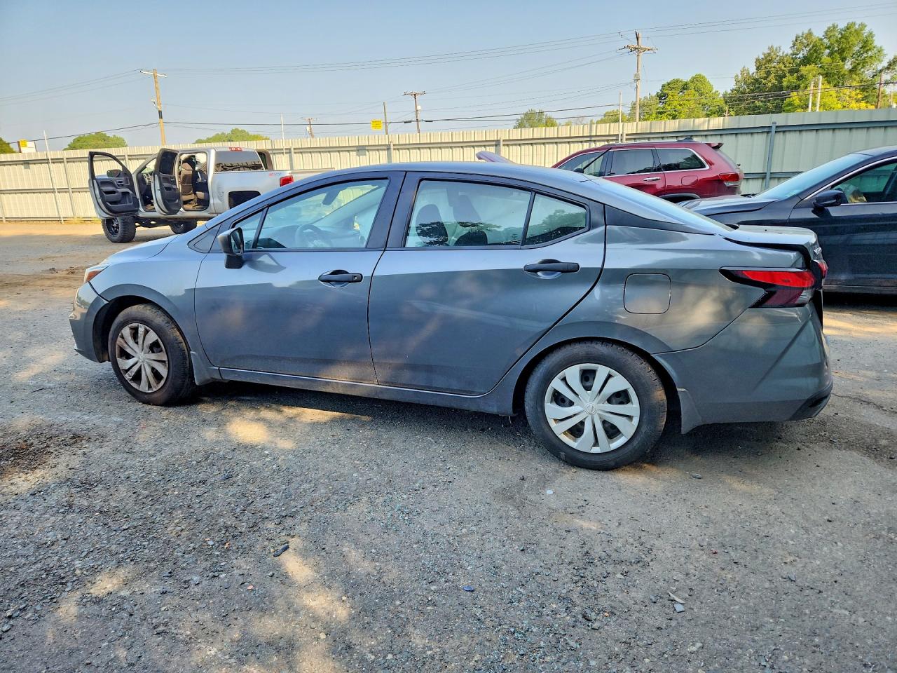 2021 NISSAN VERSA S — снимка 2
