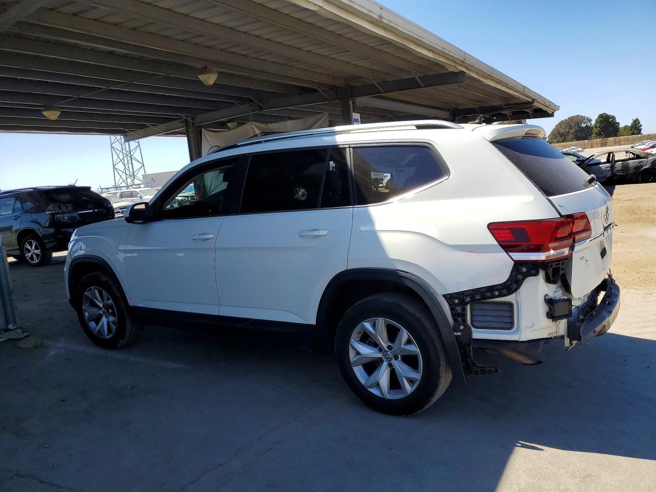 2018 VOLKSWAGEN ATLAS SE — снимка 2