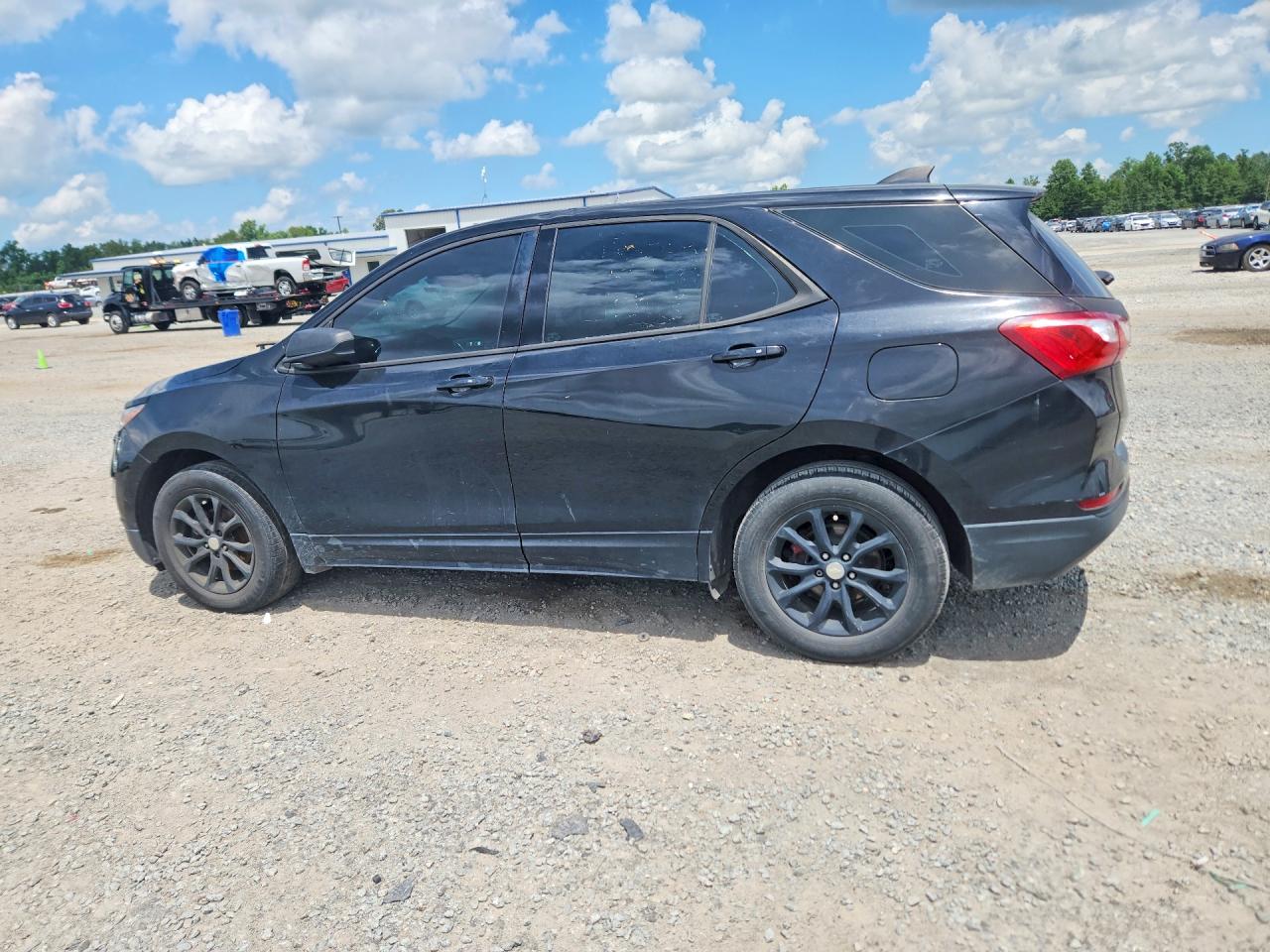 2019 CHEVROLET EQUINOX LS — снимка 2