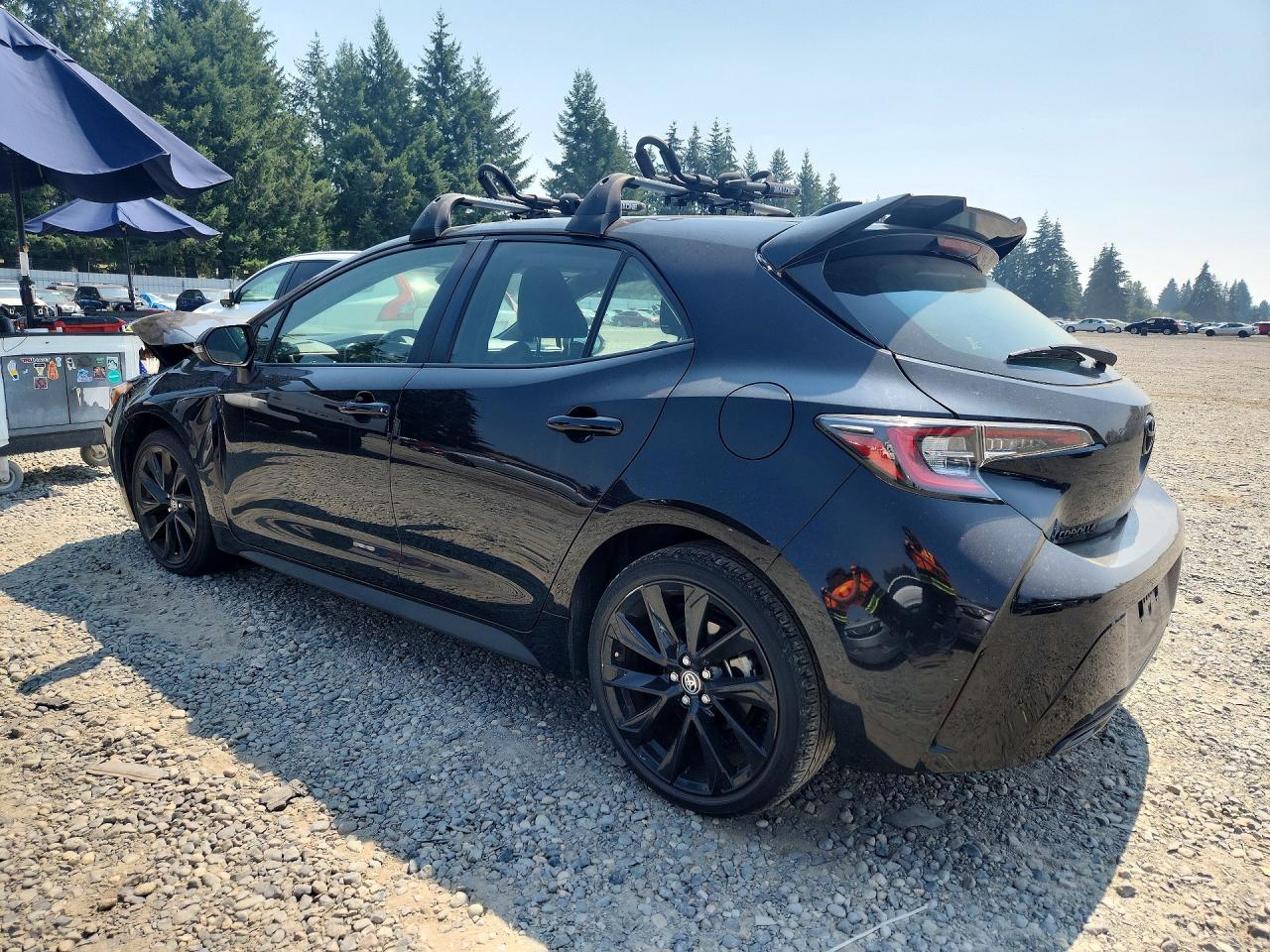 2021 TOYOTA COROLLA HATCHBACK SE NIGHTSHADE EDITION — снимка 2