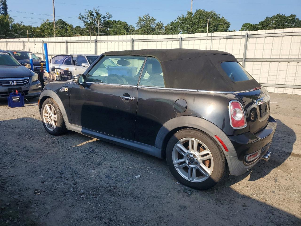 2013 MINI COOPER S — снимка 2