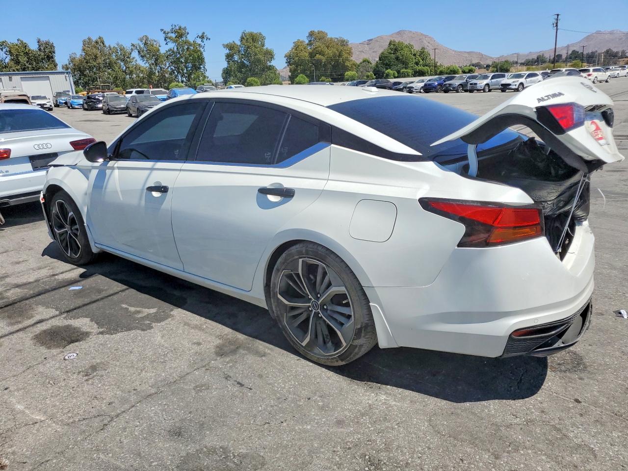 2025 NISSAN ALTIMA SR — снимка 2