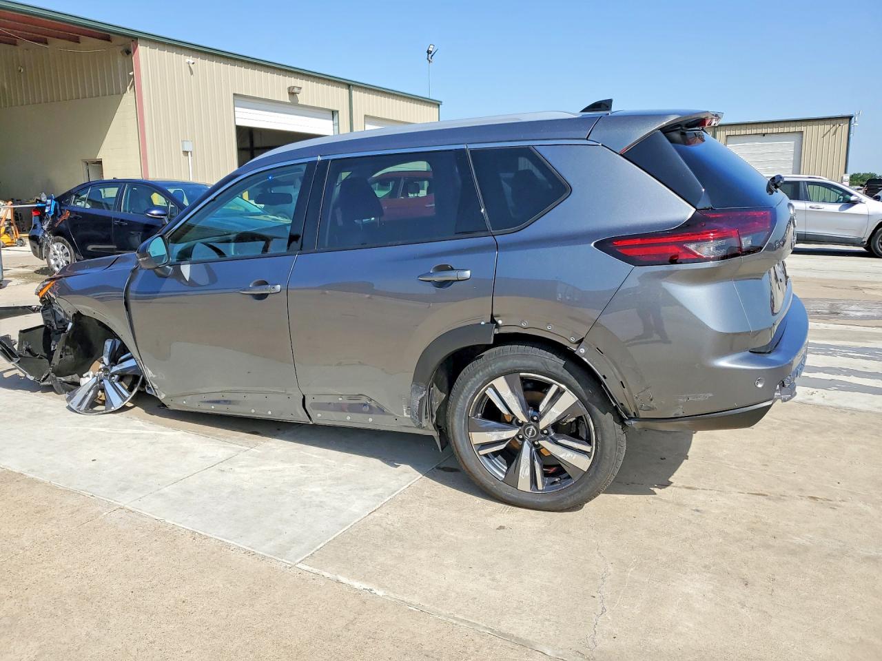 2026 NISSAN ROGUE SL — снимка 2