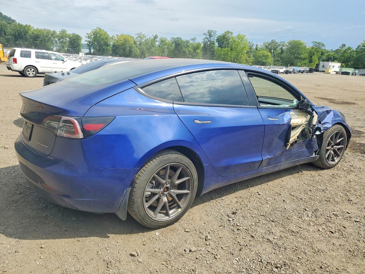 2022 TESLA MODEL 3 — снимка 3