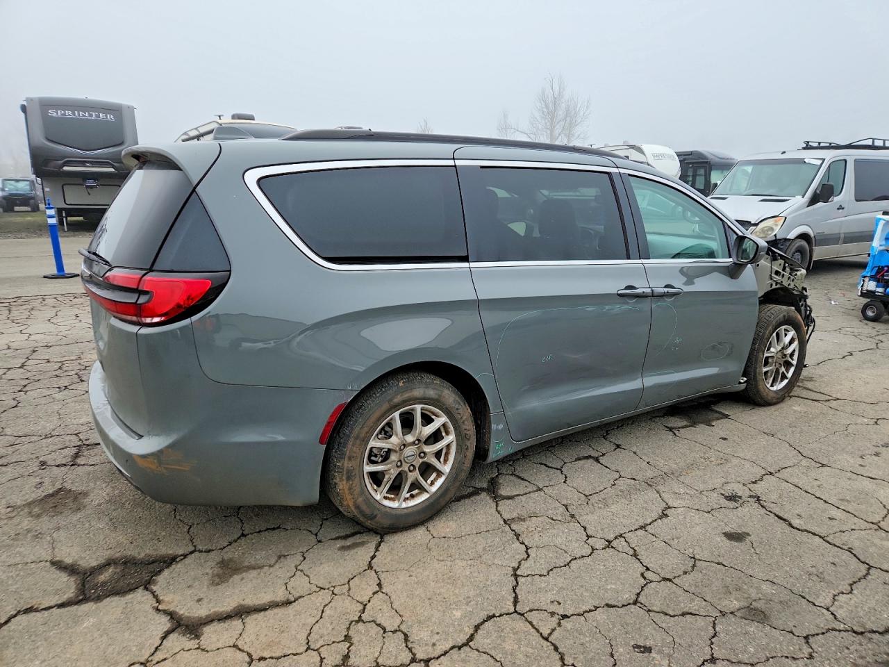 2022 CHRYSLER PACIFICA TOURING L — снимка 3