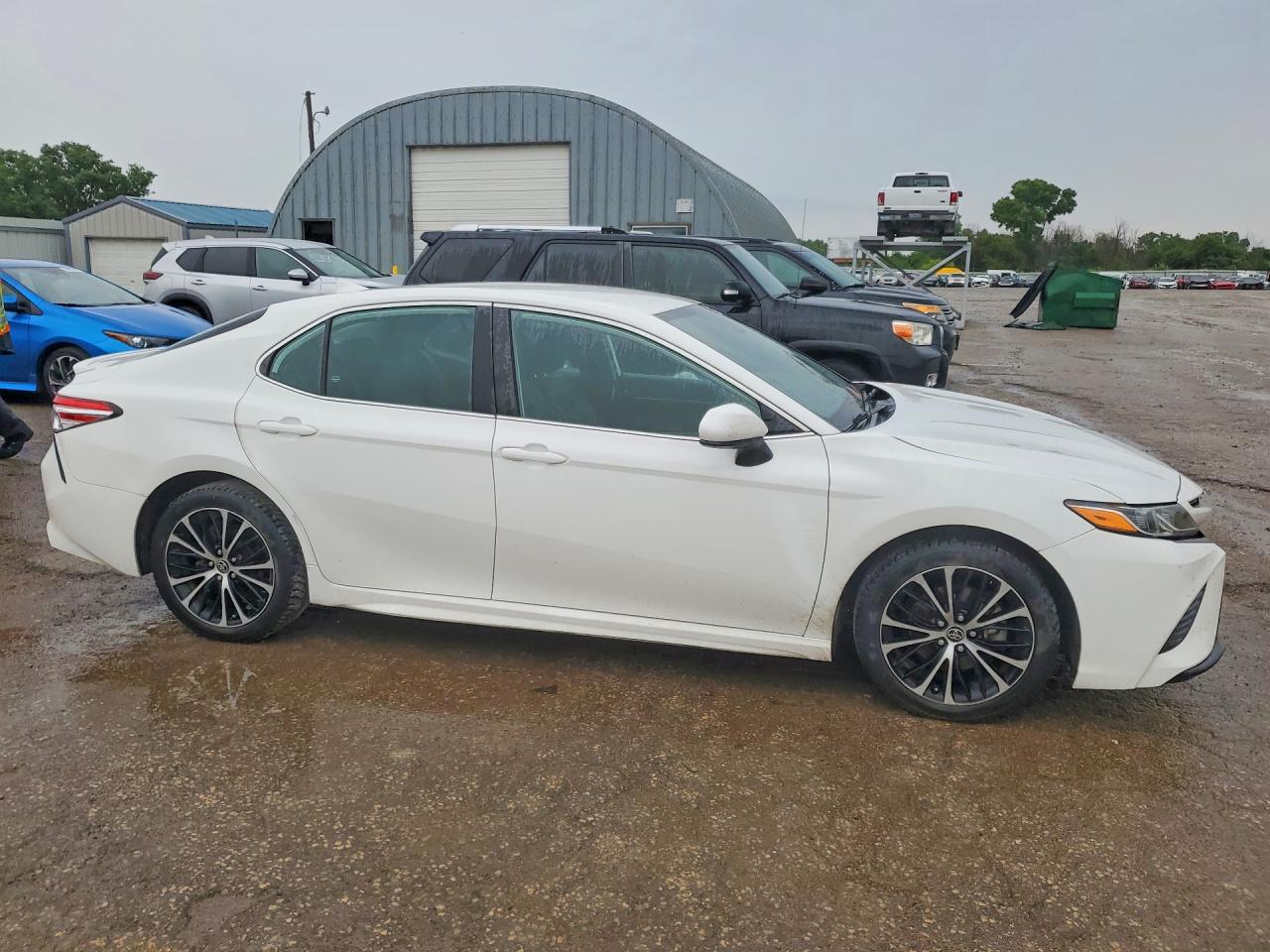 2020 TOYOTA CAMRY SE — снимка 4