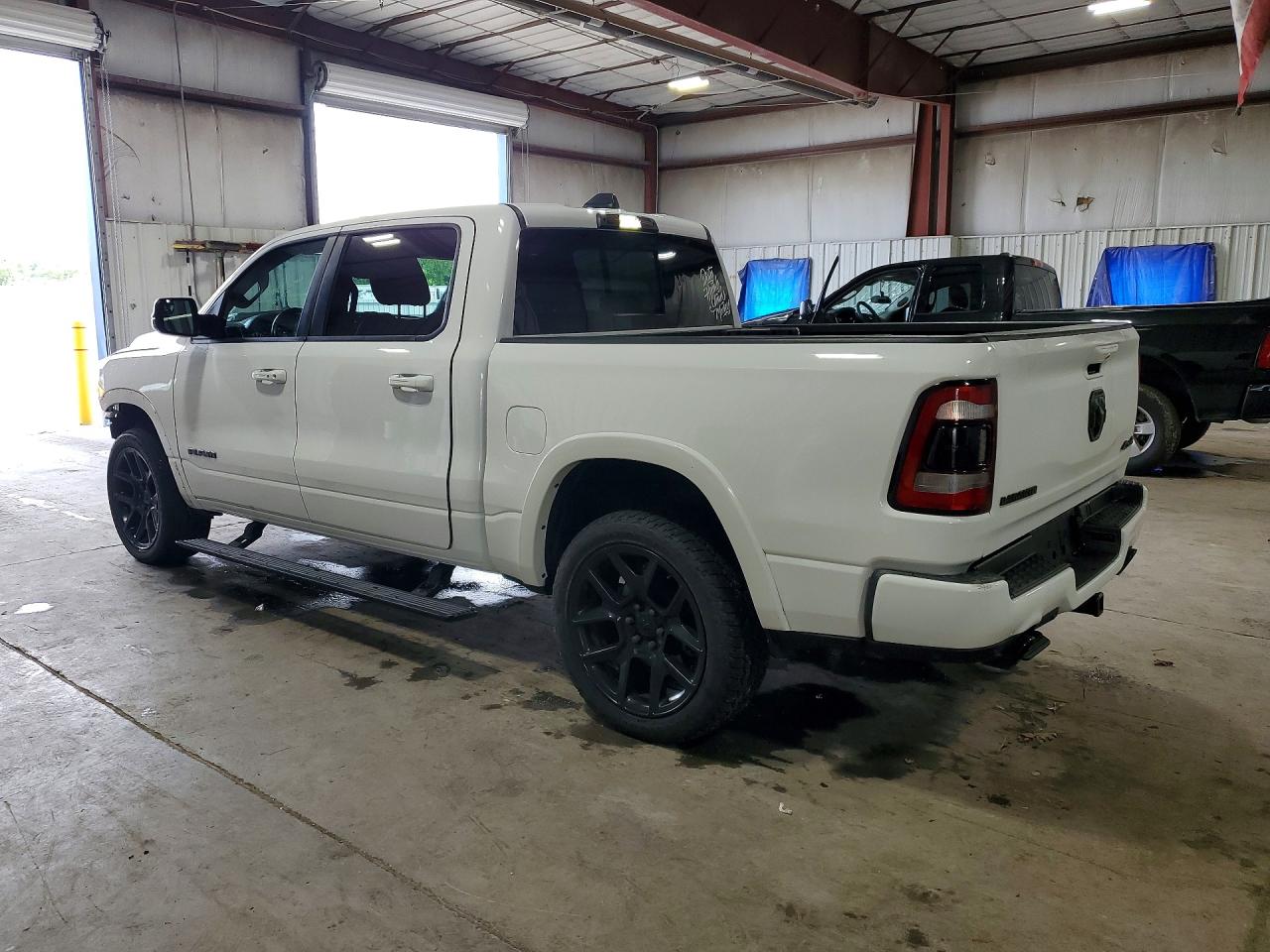2021 RAM 1500 LARAMIE — снимка 2