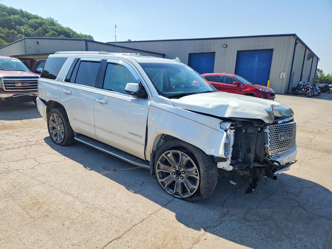 2016 GMC YUKON DENALI — снимка 4