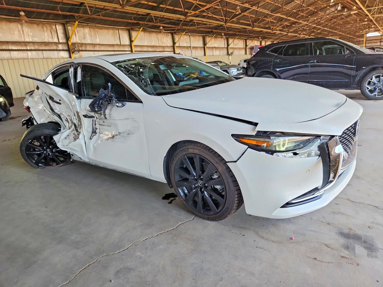 2023 MAZDA 3 PREMIUM PLUS — снимка 4