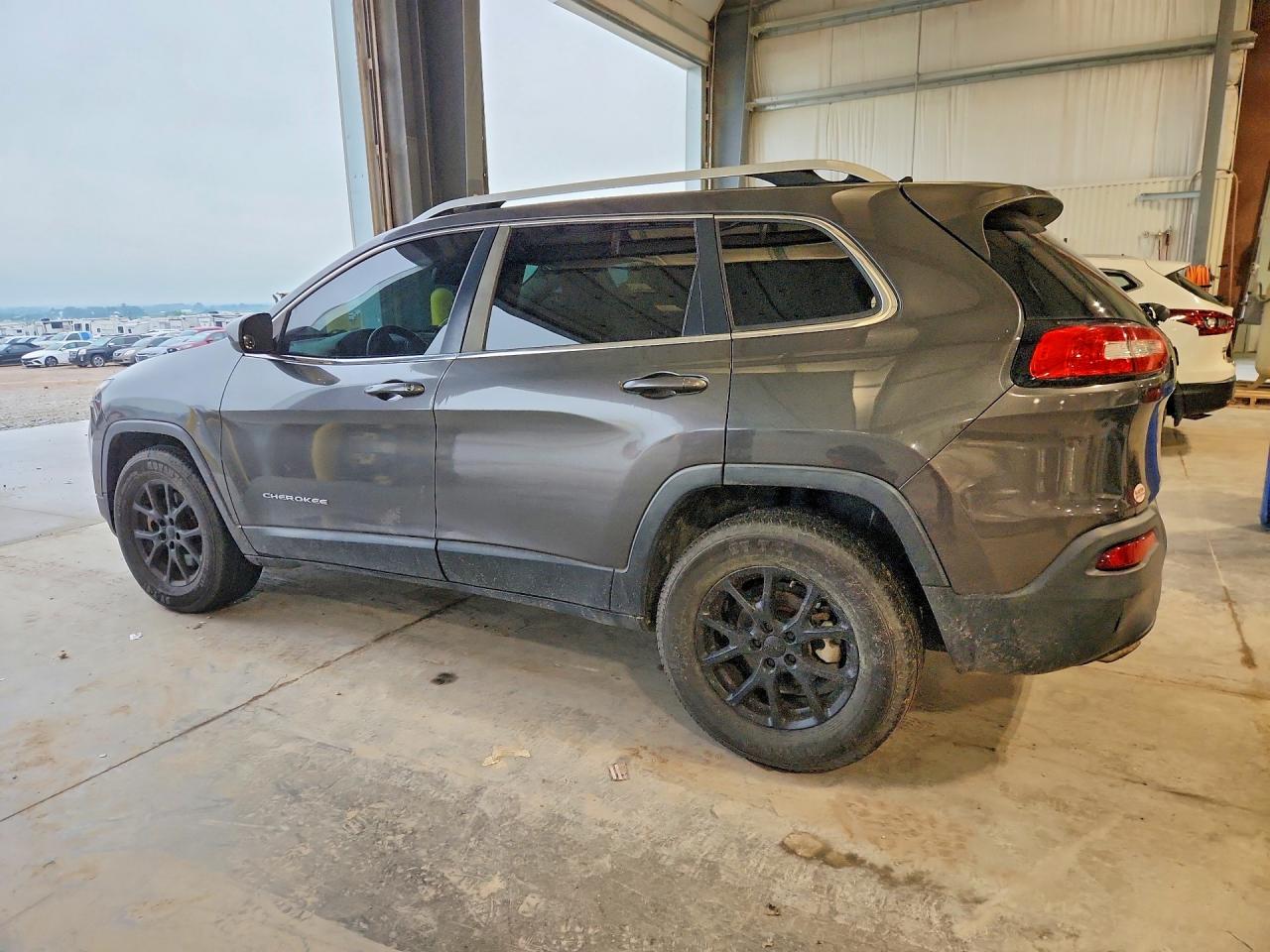 2015 JEEP CHEROKEE LATITUDE — снимка 2