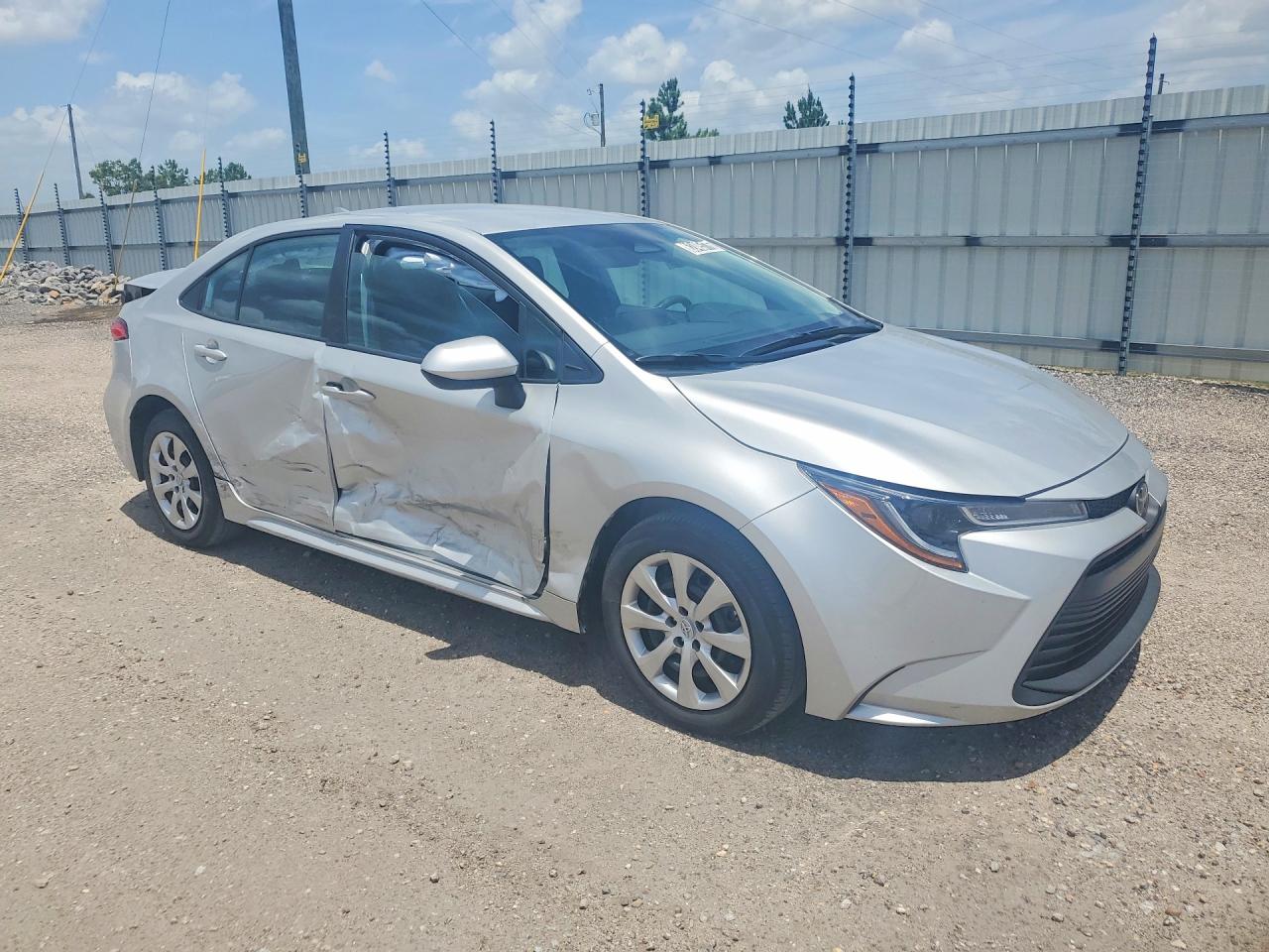 2026 TOYOTA COROLLA LE — снимка 4