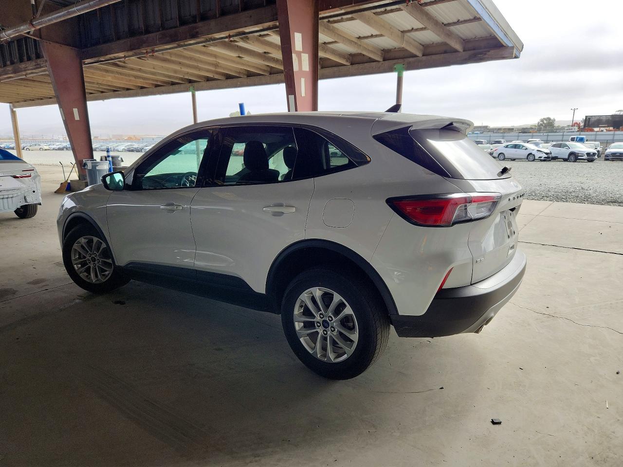 2022 FORD ESCAPE SE — снимка 2
