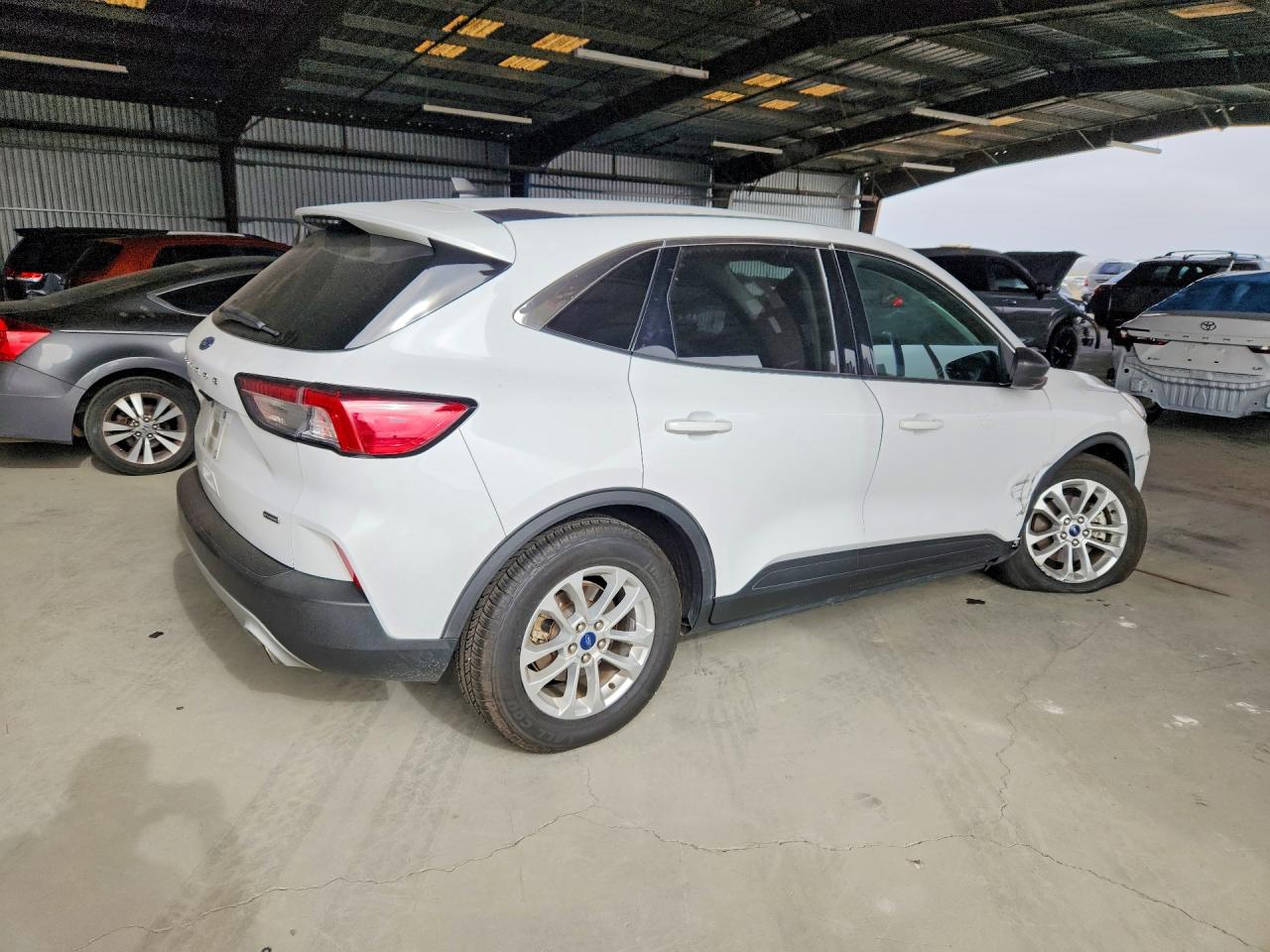 2022 FORD ESCAPE SE — снимка 3