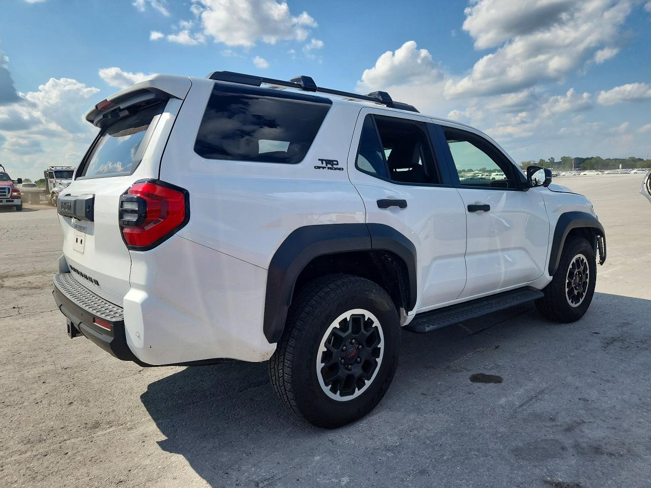 2025 TOYOTA 4RUNNER TRD OFF-ROAD PREMIUM — снимка 3