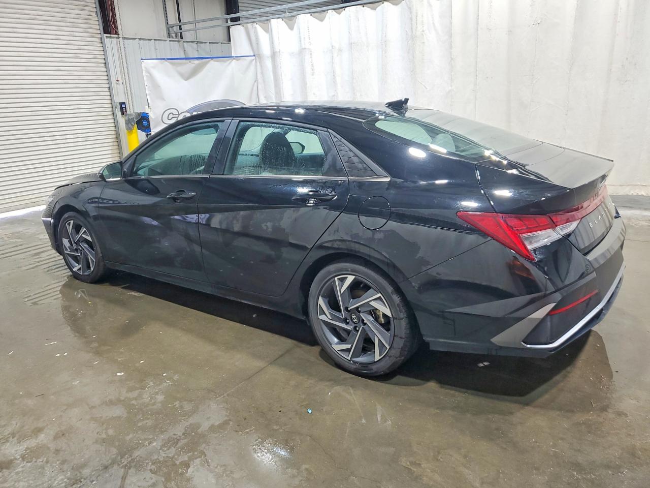 2025 HYUNDAI ELANTRA LIMITED — снимка 2