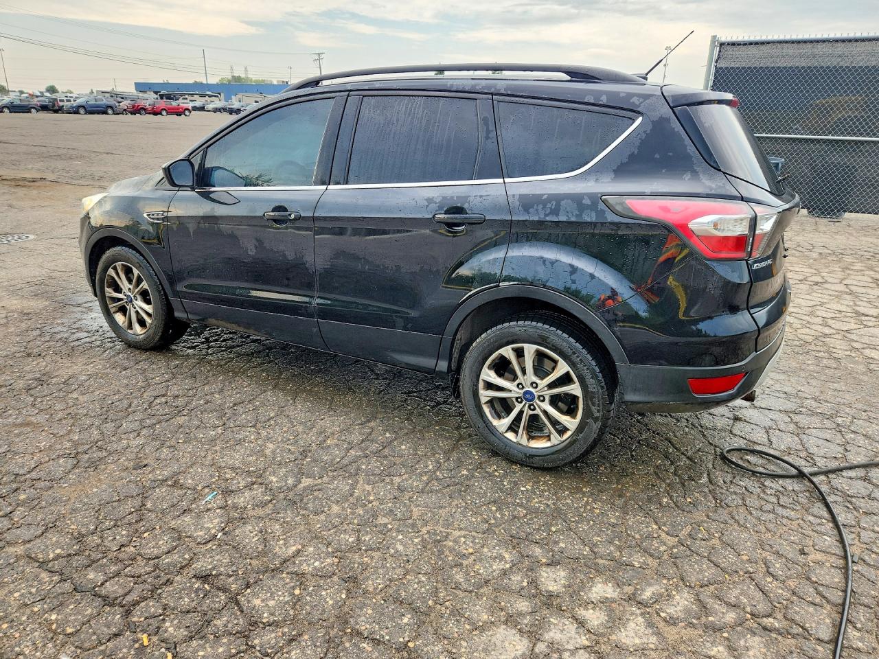 2017 FORD ESCAPE SE — снимка 2