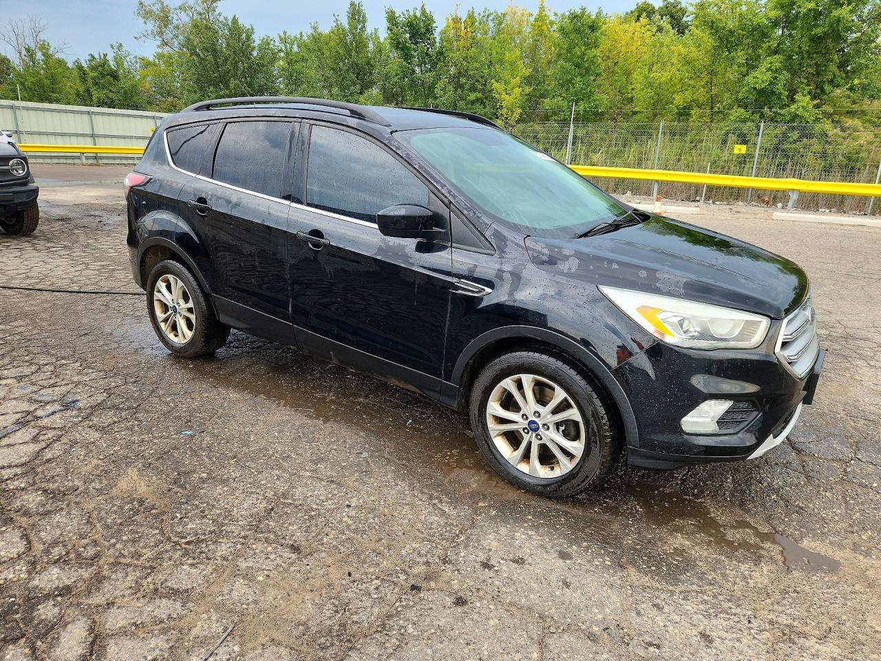 2017 FORD ESCAPE SE — снимка 4
