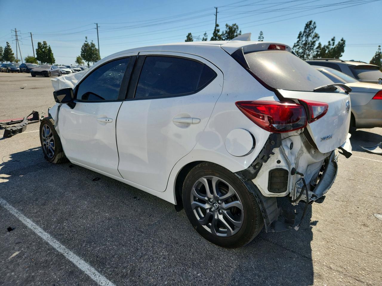 2020 TOYOTA YARIS HATCHBACK LE — снимка 2